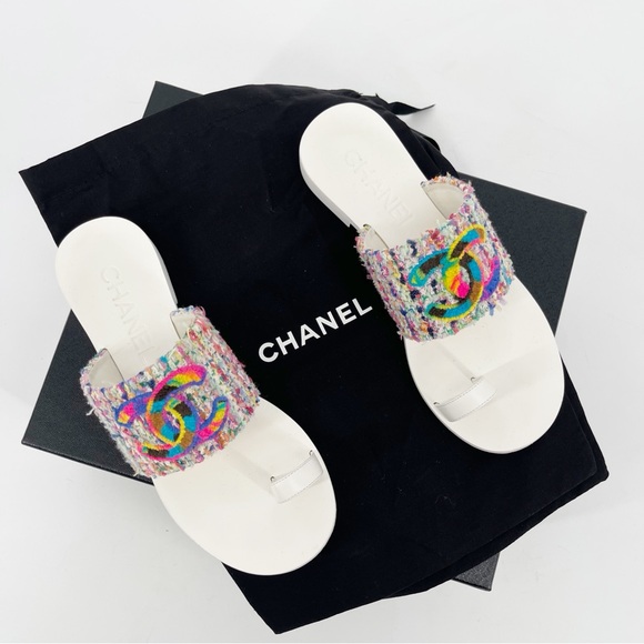 Chanel Cruise 2023 White Leather Multicolor Tweed CC Logo Slide Sandals EU 37 - Picture 1 of 11